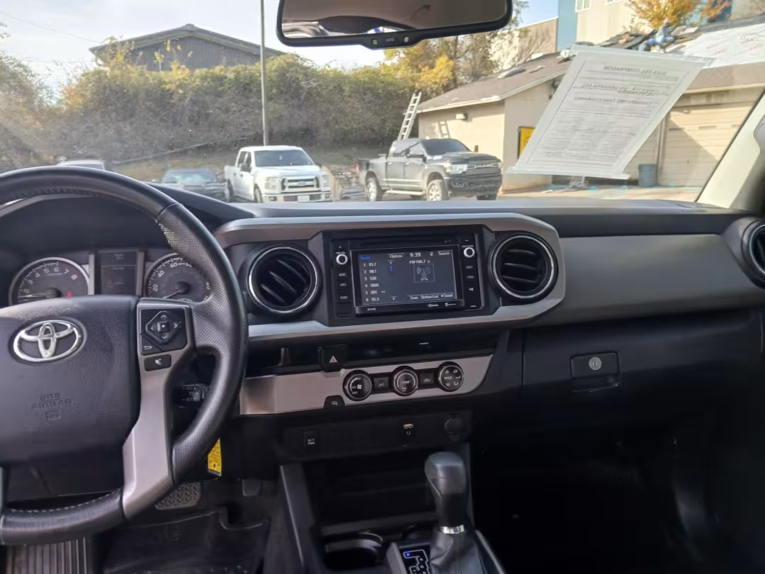 2017 Toyota Tacoma - 5TFRZ5CN6HX038062 - Image #4